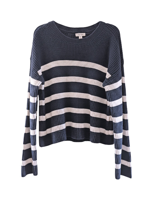 NAVY STRIPED RIBBED KNIT SWEATER