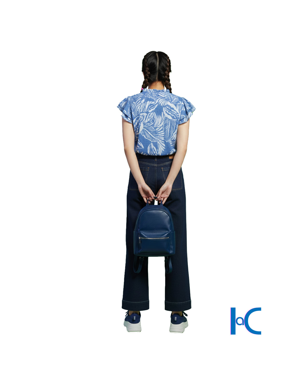 TIE-FRONT RUFFLE CREW NECK TOP