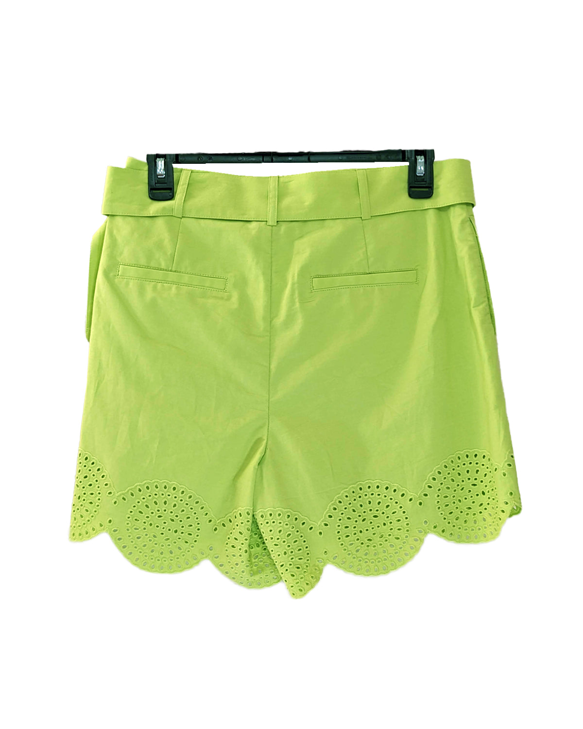 WOMEN'S SCALLOPED BELTED SHORT