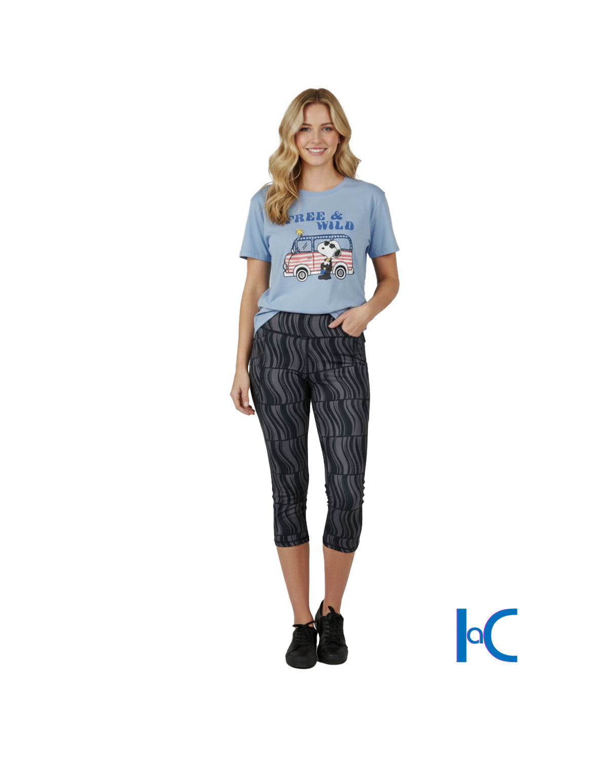 FREE AND WILD SNOOPY BLUE  TEE